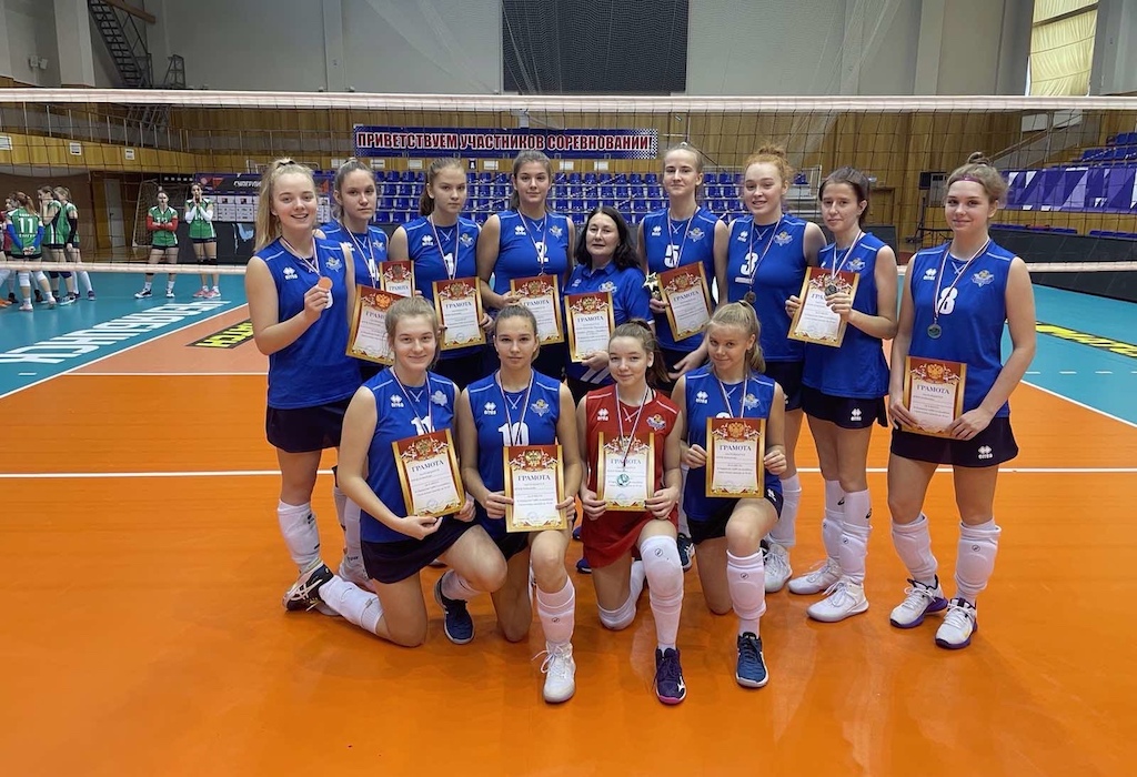 Тобольские волейболистки помогли сборной региона выйти в финал первенства России