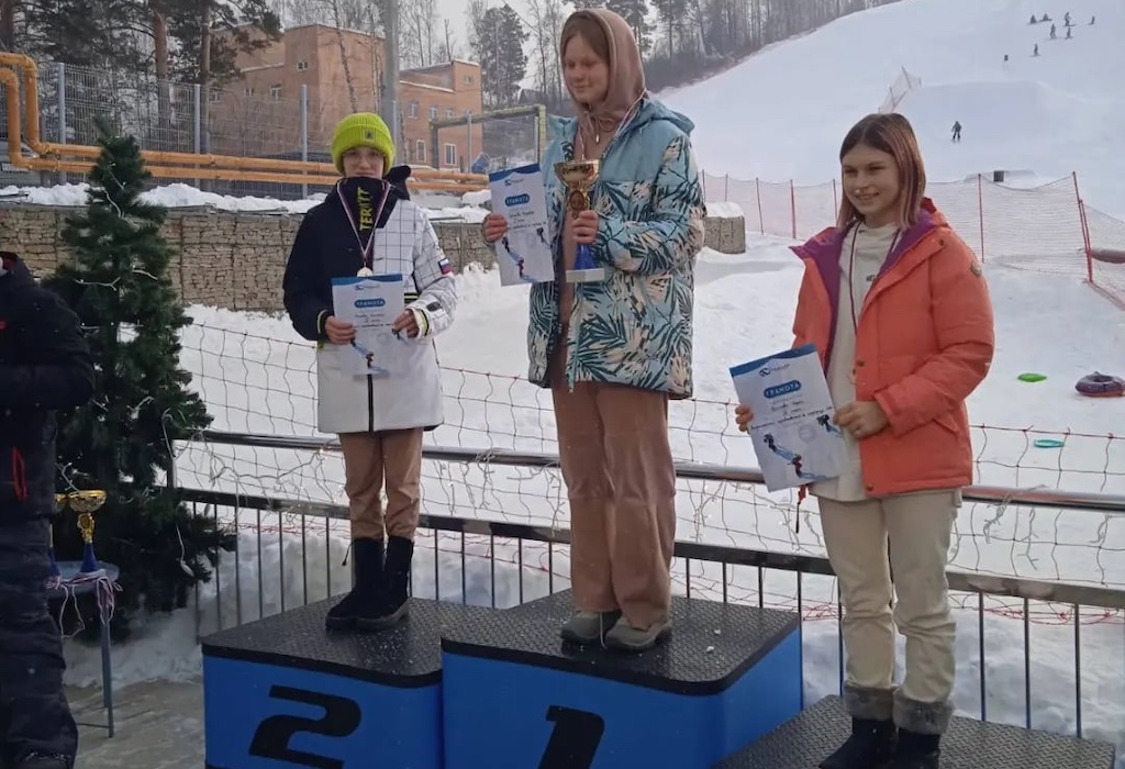 Тобольская сноубордистка завоевала серебро всероссийских соревнований